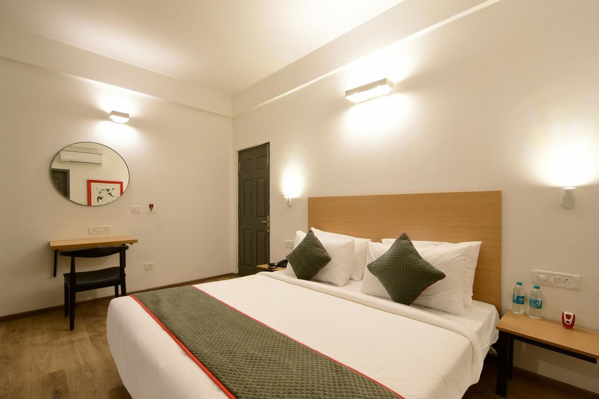 Hotel Townhouse Airport Road Yelahanka Zewnętrze zdjęcie