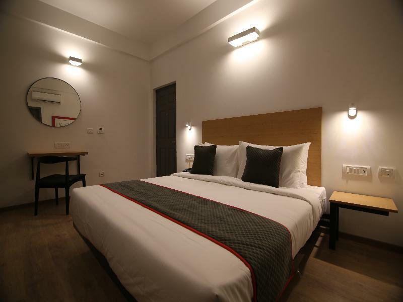 Hotel Townhouse Airport Road Yelahanka Zewnętrze zdjęcie