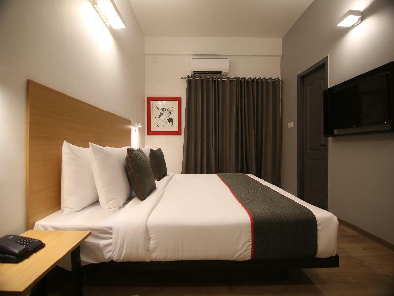 Hotel Townhouse Airport Road Yelahanka Zewnętrze zdjęcie